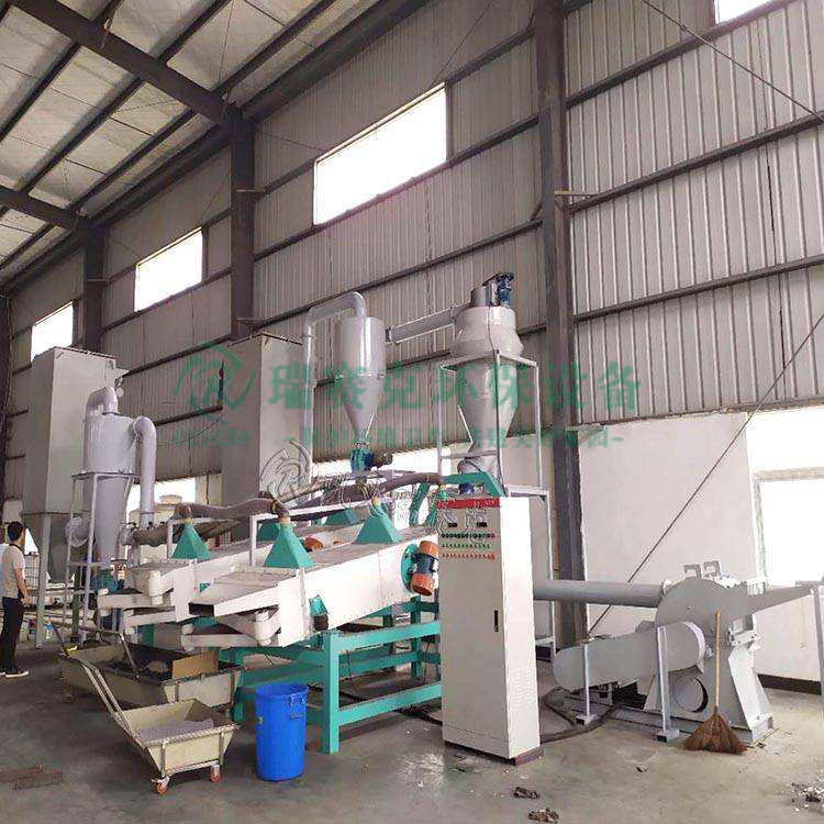 動(dòng)力電池裝機(jī)放量，回收再利用市場(chǎng)潛力十足。